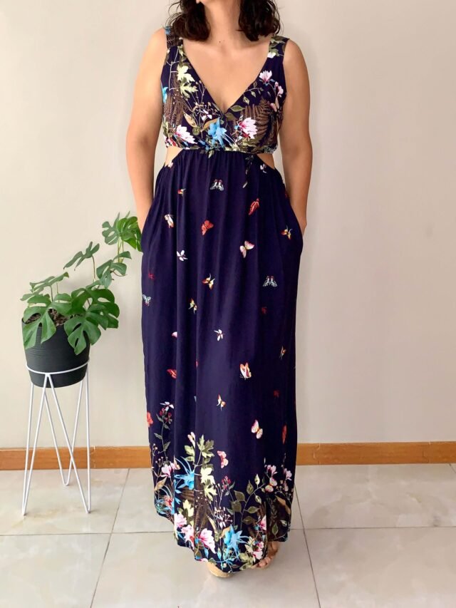 Vestido cut out con guarda estampada