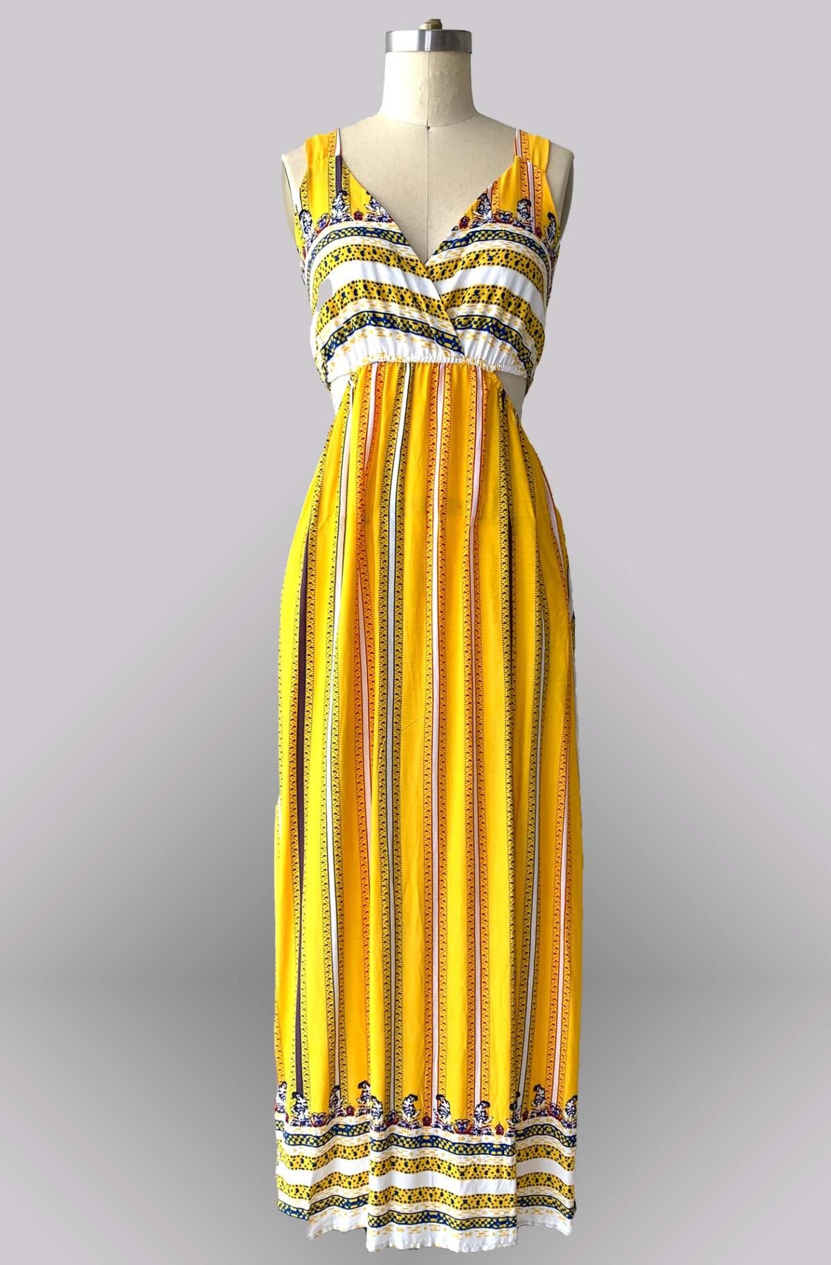 Vestido cut out con guarda estampada - Imagen 6