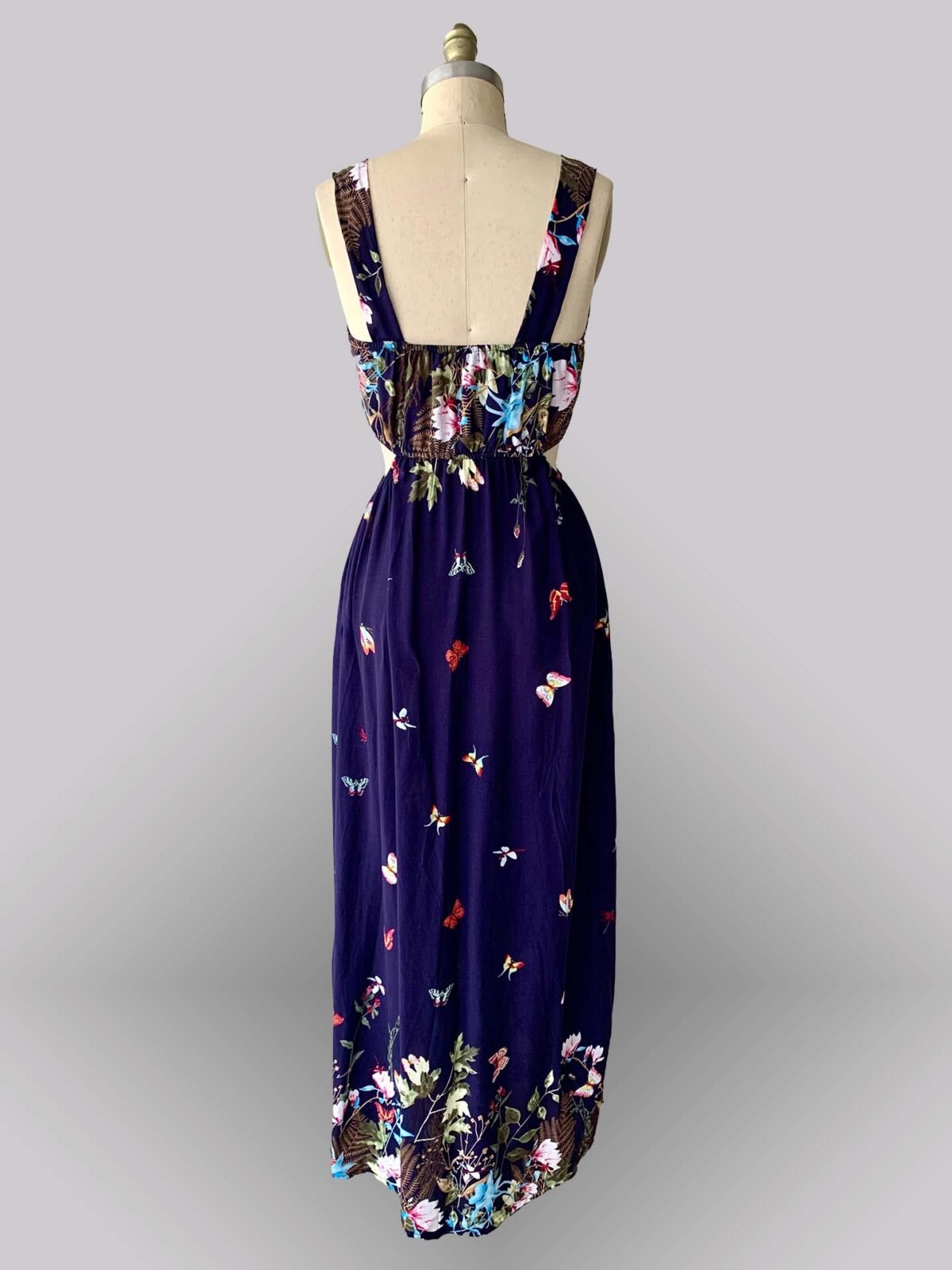 Vestido cut out con guarda estampada - Imagen 3
