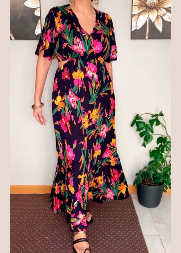 Vestido cut out escote cruzado