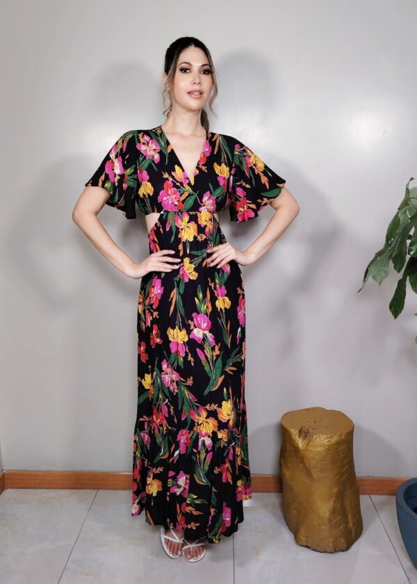 Vestido cut out escote cruzado